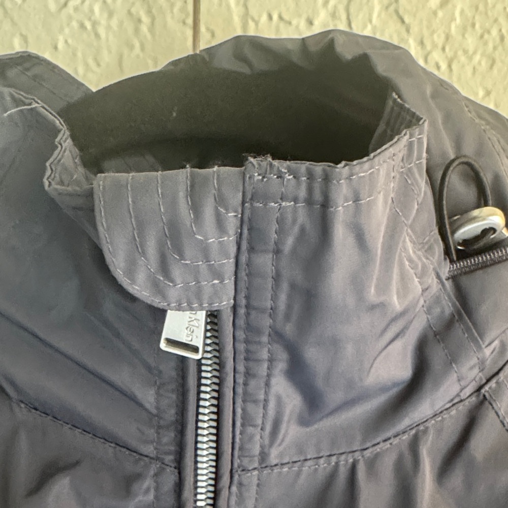 Calvin Klein Performance Packable Raincoat - Picture 8 of 16
